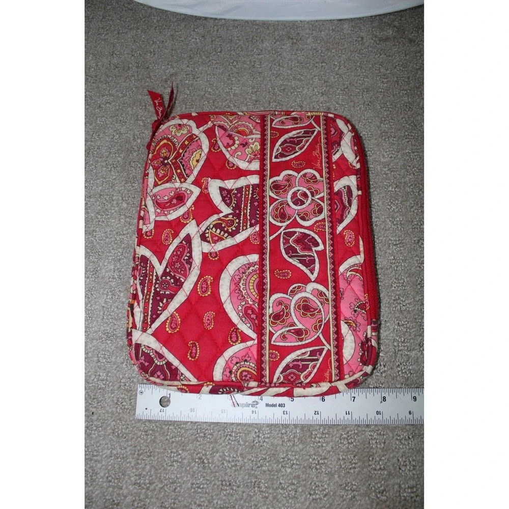 Vera Bradley Rosie Posies Tablet e-Reader Pouch Retired 2012 Red Floral Paisley‎